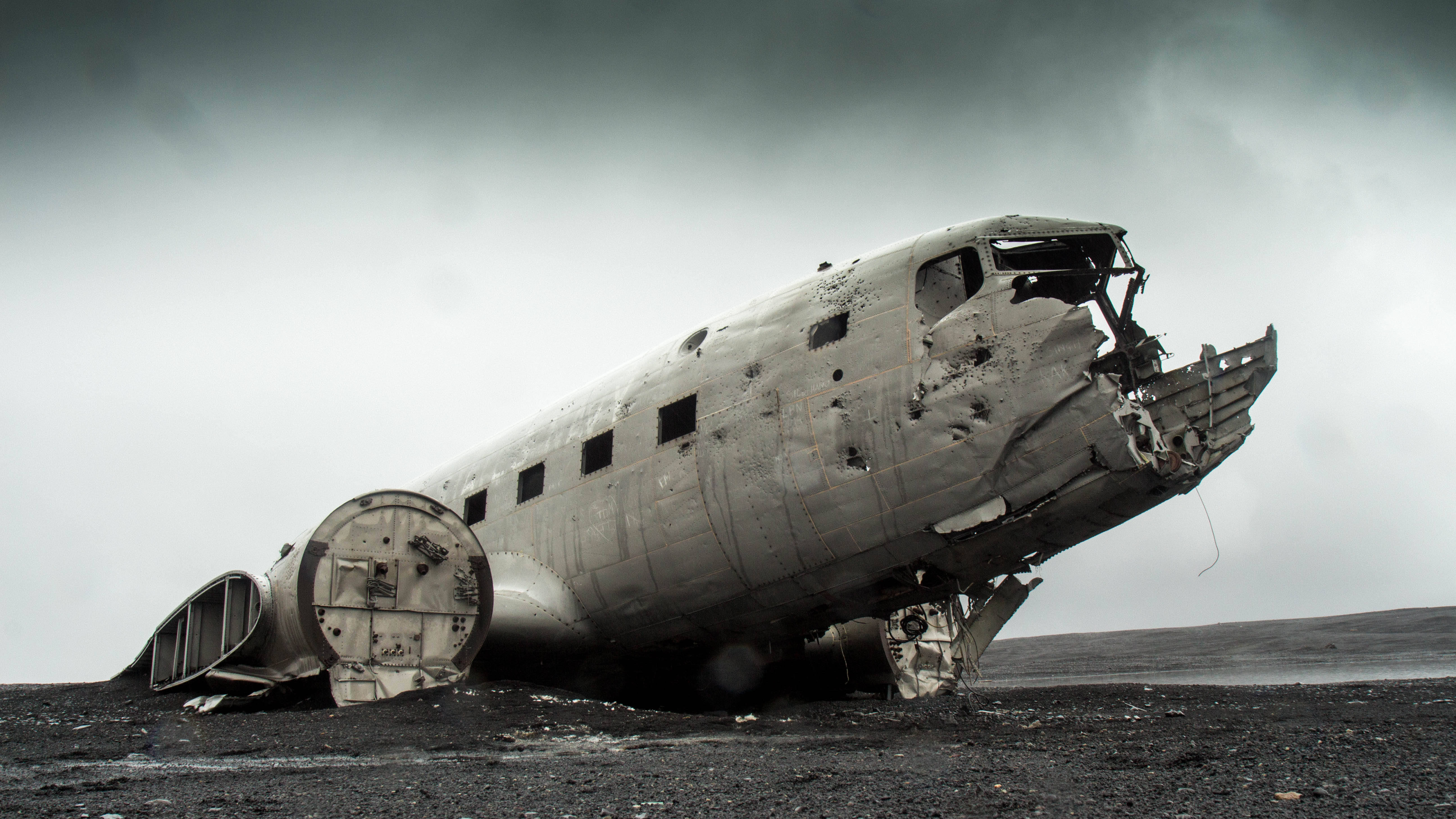 Sólheimasandur plane wreck